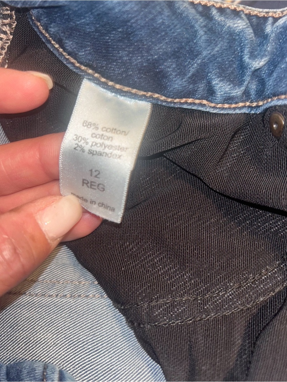 Maurices Distressed Mid-Wash loose Skinny Jeans with tummy control panel - Picture 6 of 7